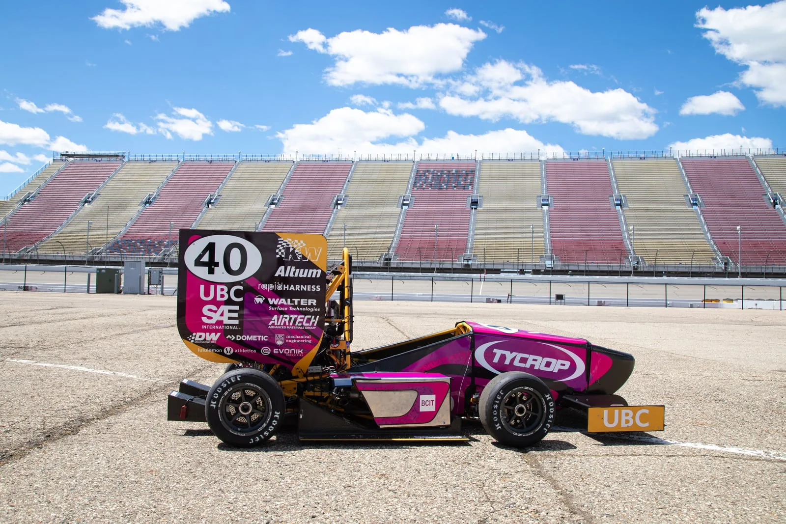 Car #40 at Michigan International Speedway