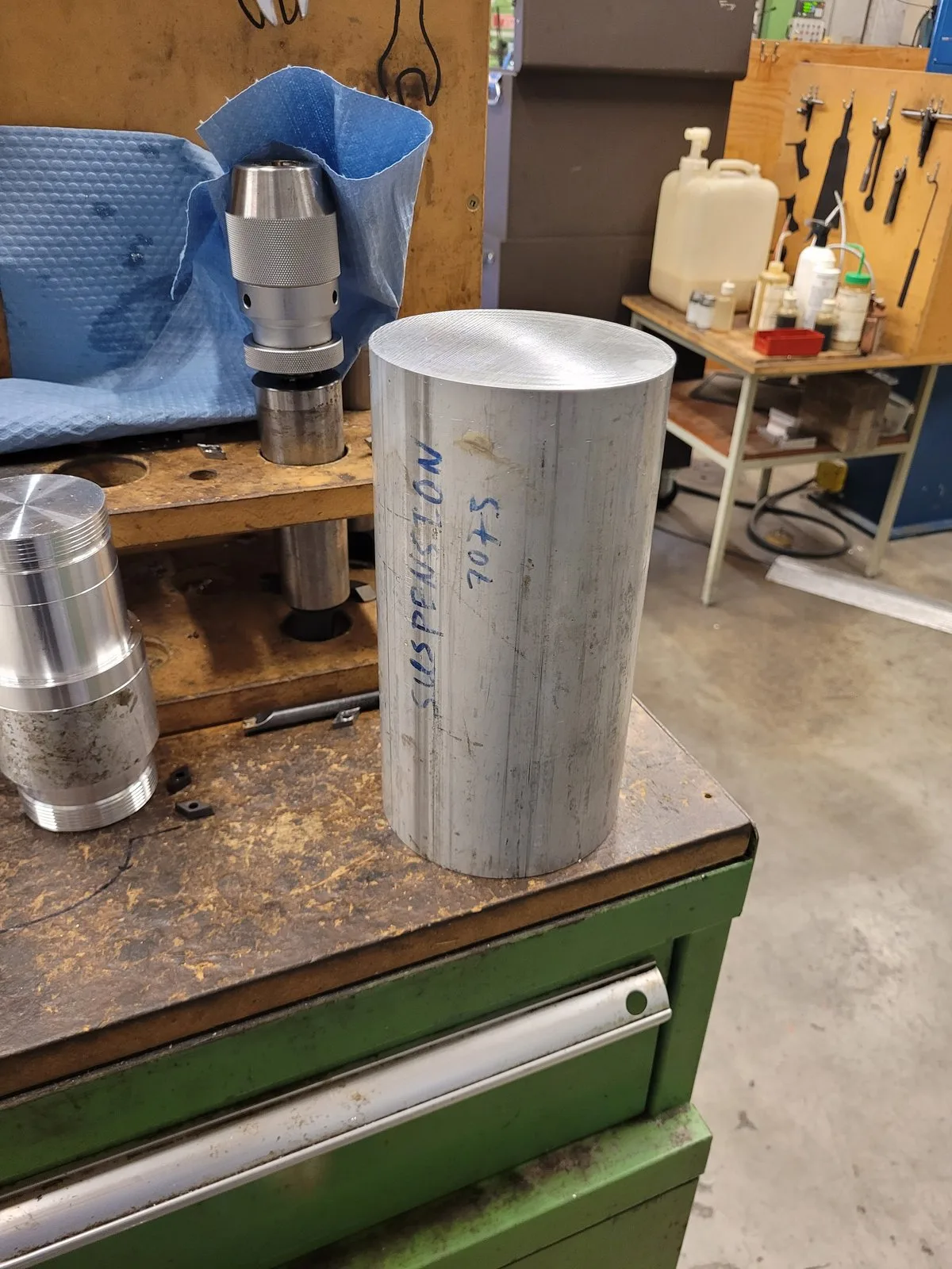 Raw 7075 aluminum stock