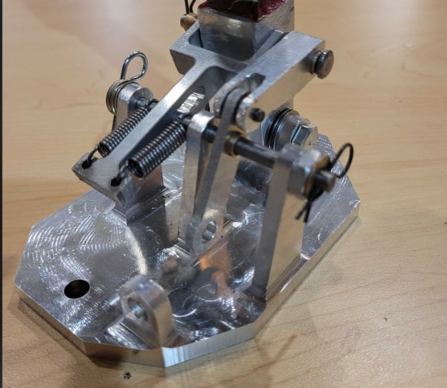 Throttle assembly detail